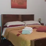 Giovanna 's House Camping *
